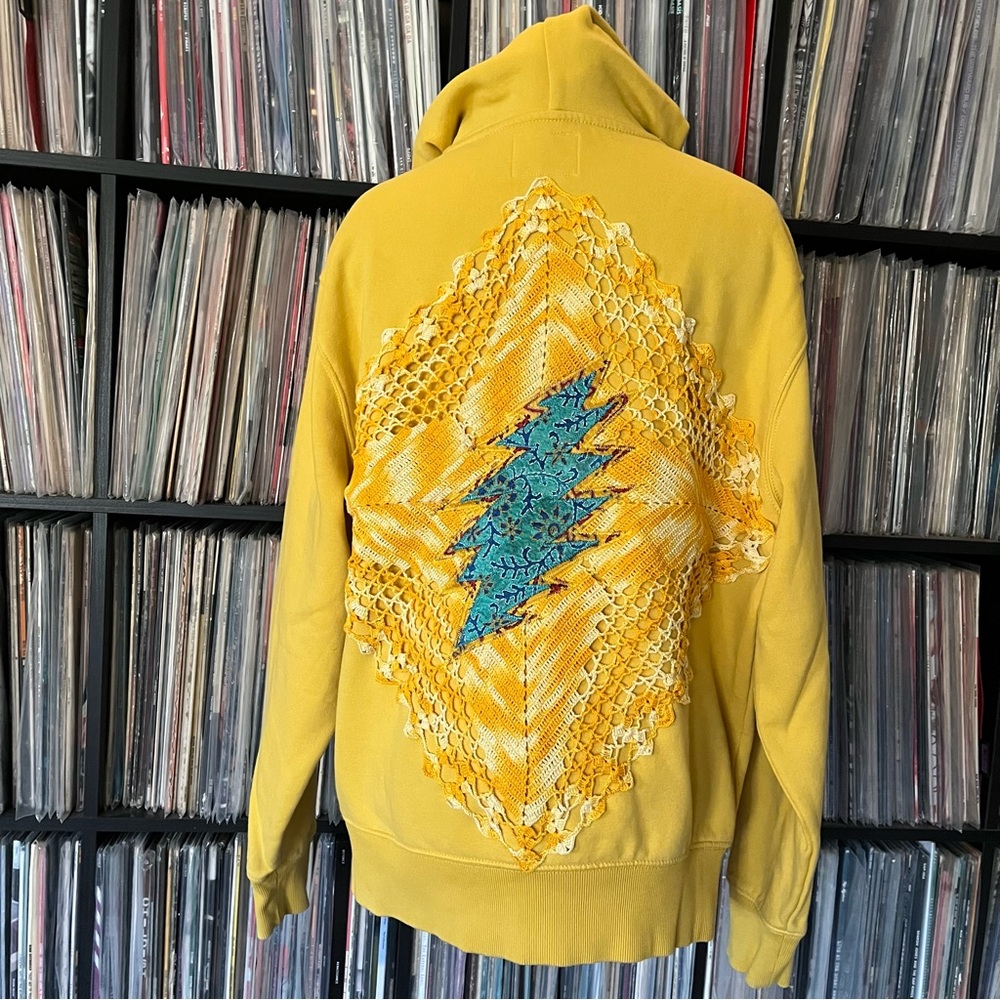 silk crochet patchwork stealie bright golden Grateful Dead festival hoodie💚⚡️🩵 - Picture 2 of 15